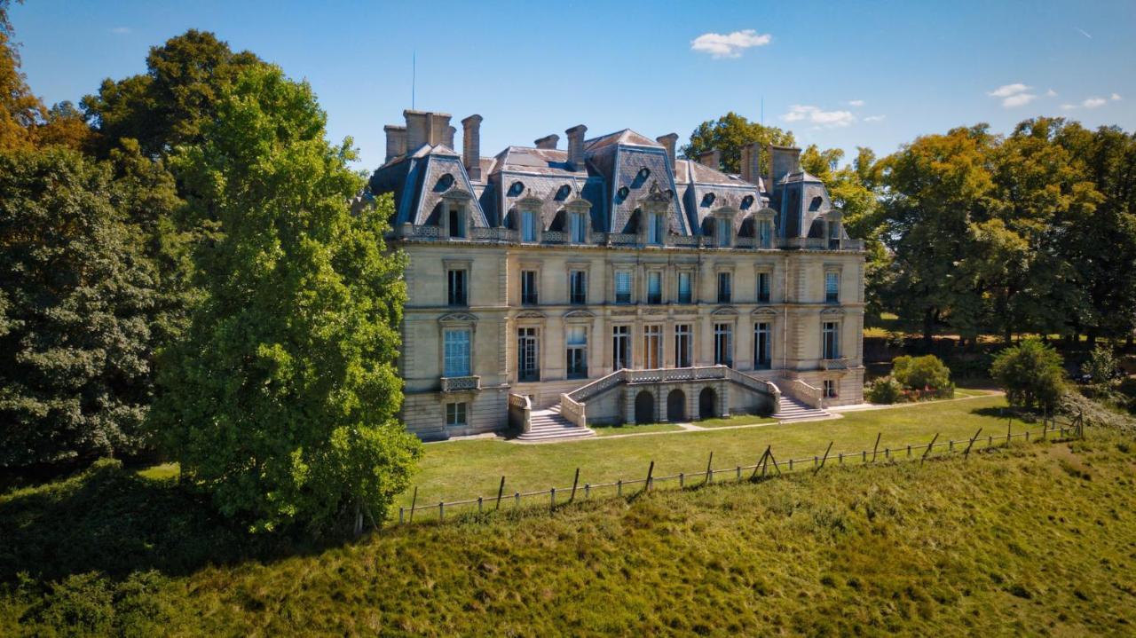 Les Ecuries Du Chateau Boissy-Saint-Léger Exterior foto